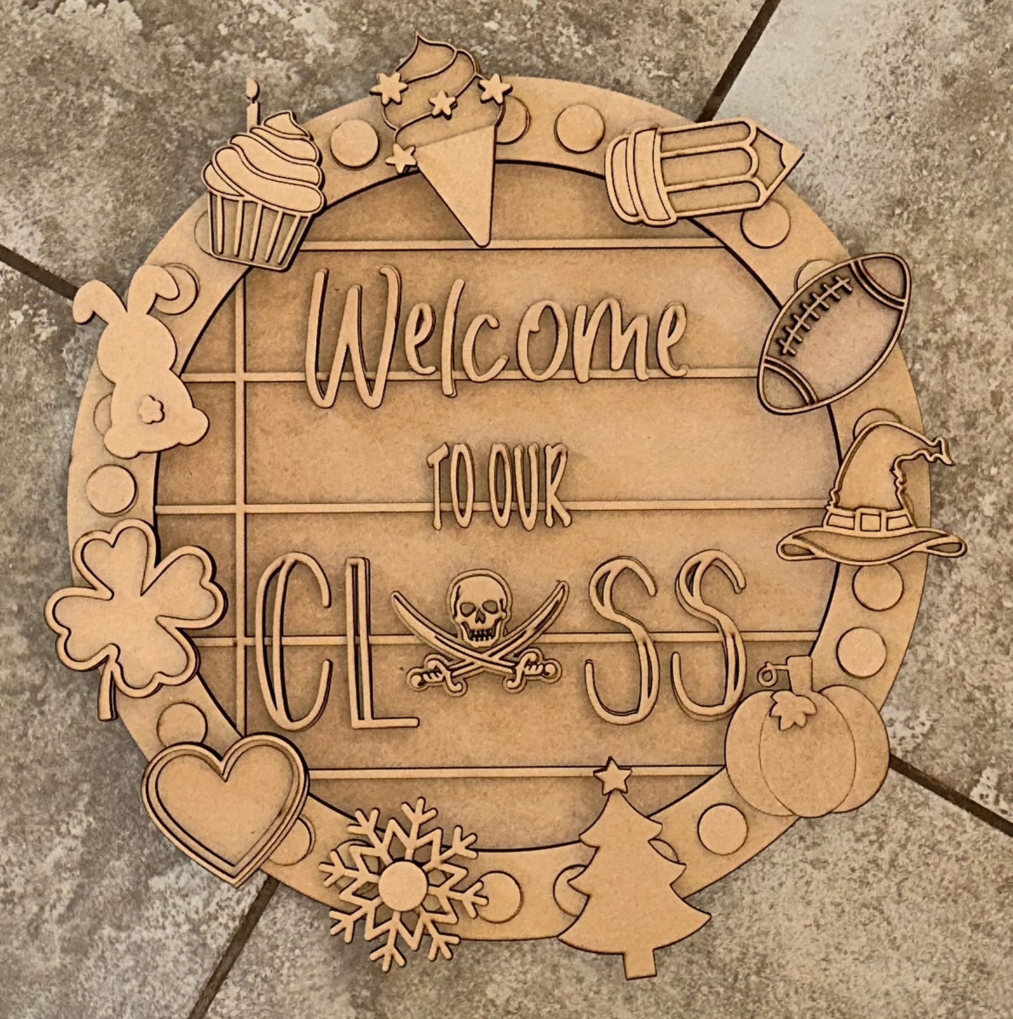 Welcome to our Class Interchangeable Sign - Round