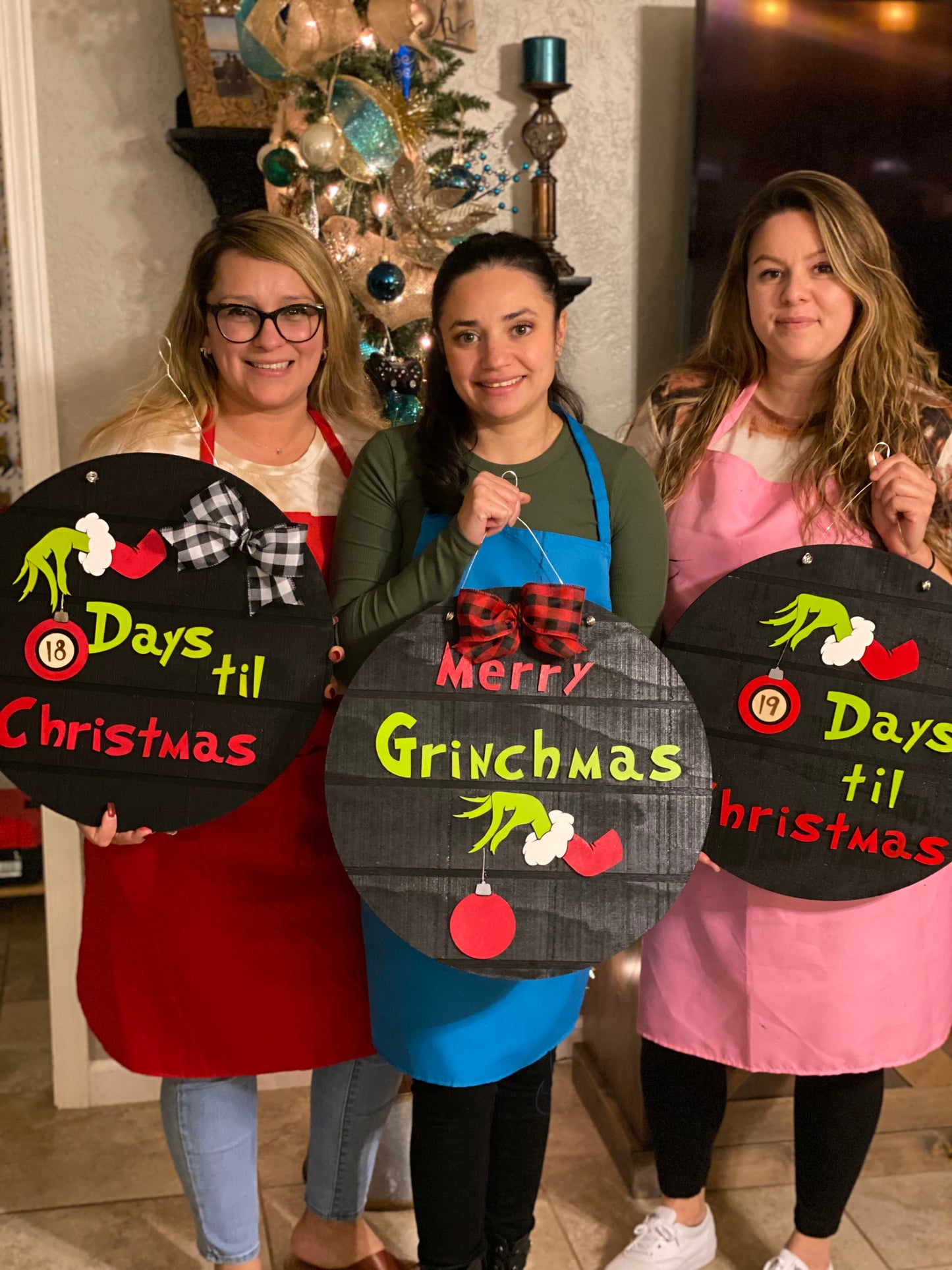 G6:  Merry Gmas Sign